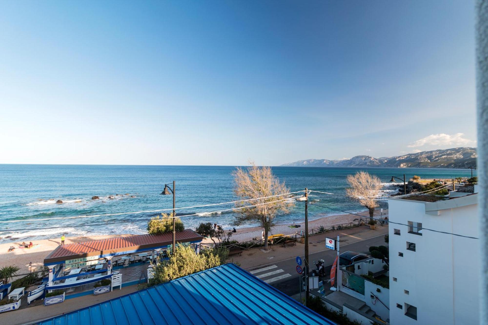 La Favorita Hotel Cala Gonone Exterior foto